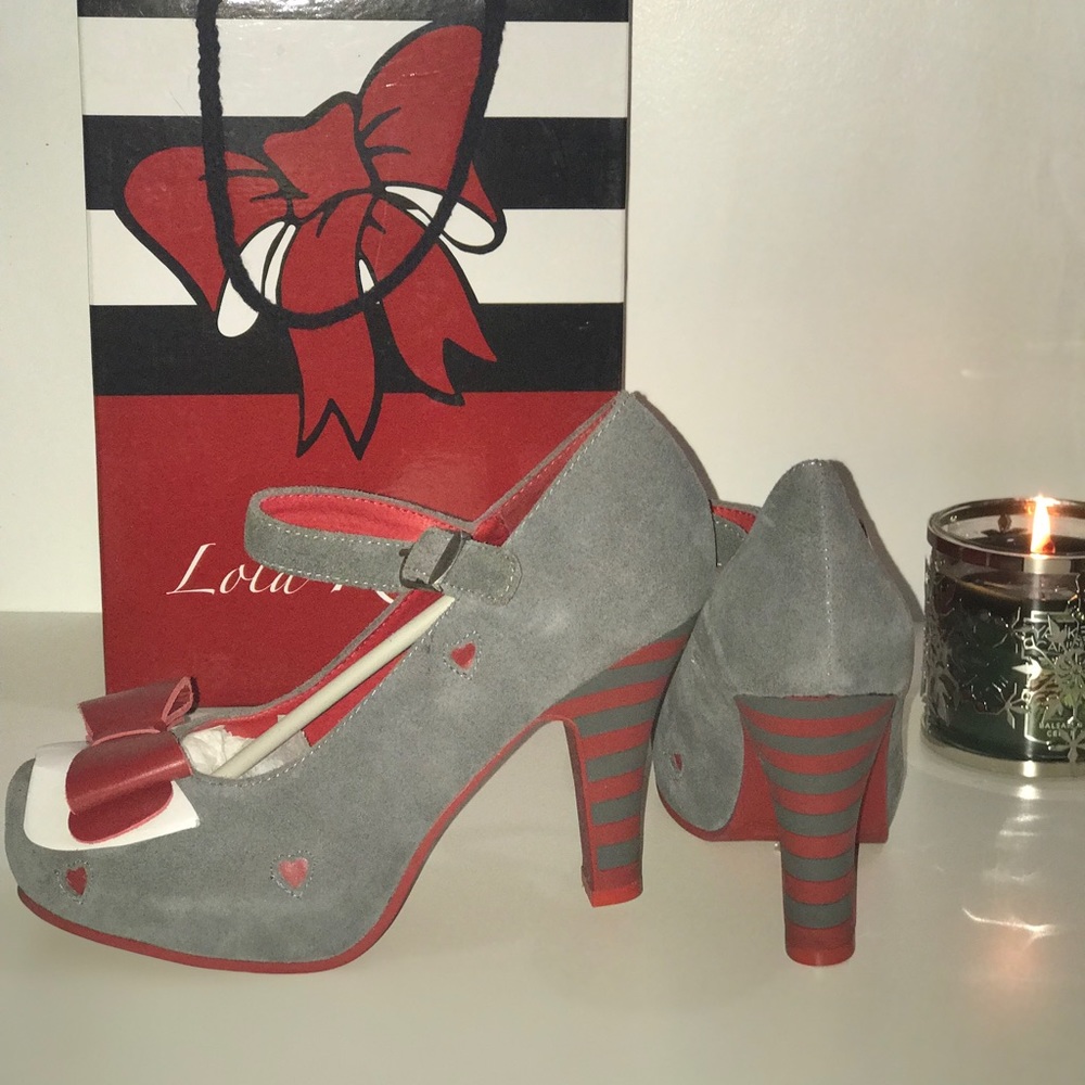 Lola Ramona Grey Suede & Red Heart Angie Pump